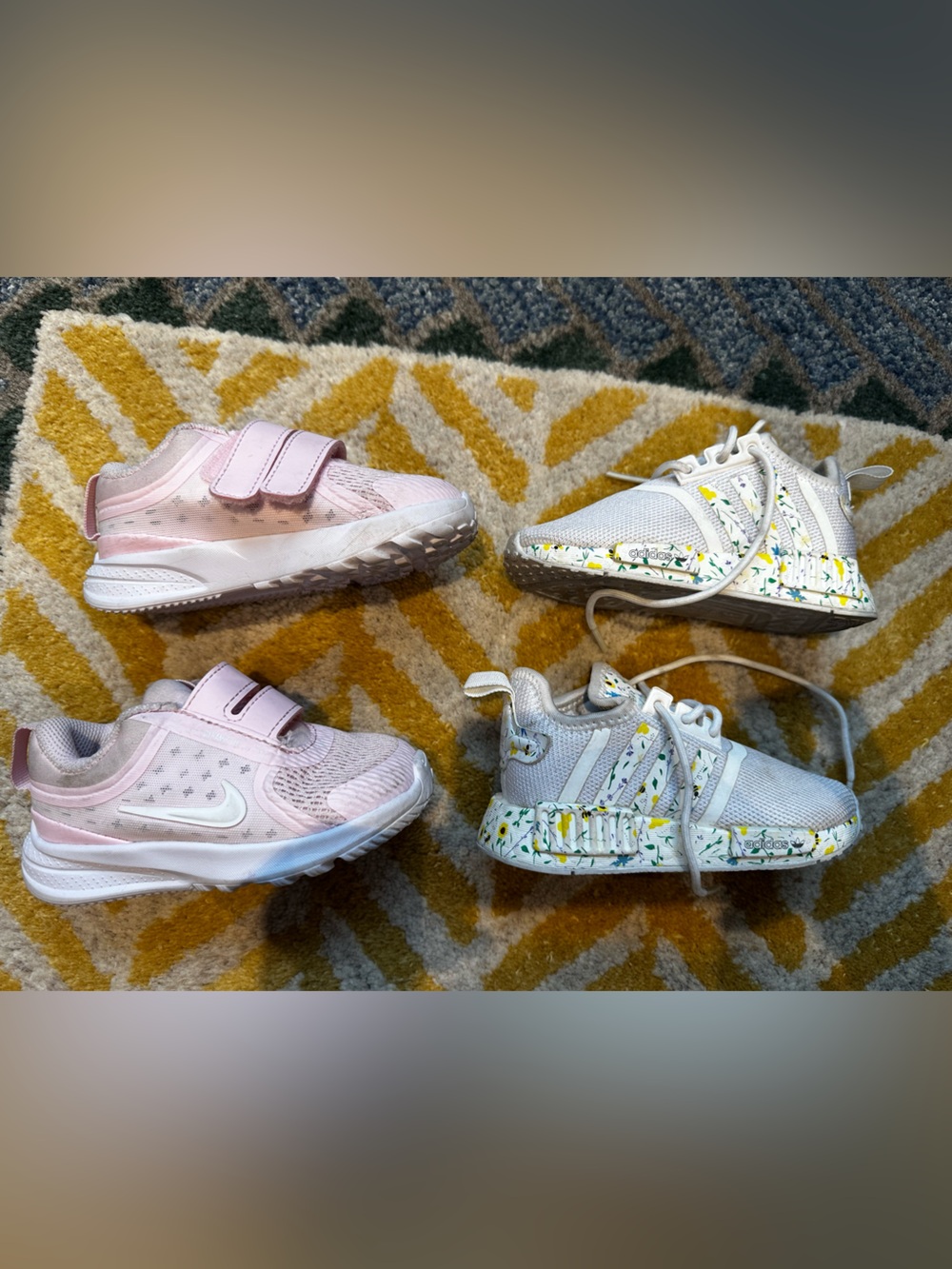 BUNDLE - 6 toddler shoes - Nike , Adidas, GOOD CONTIDION